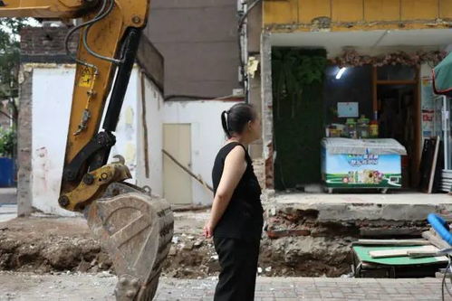 石家庄大规模拆除违章建筑 建筑物拆除作业与城市更新并行